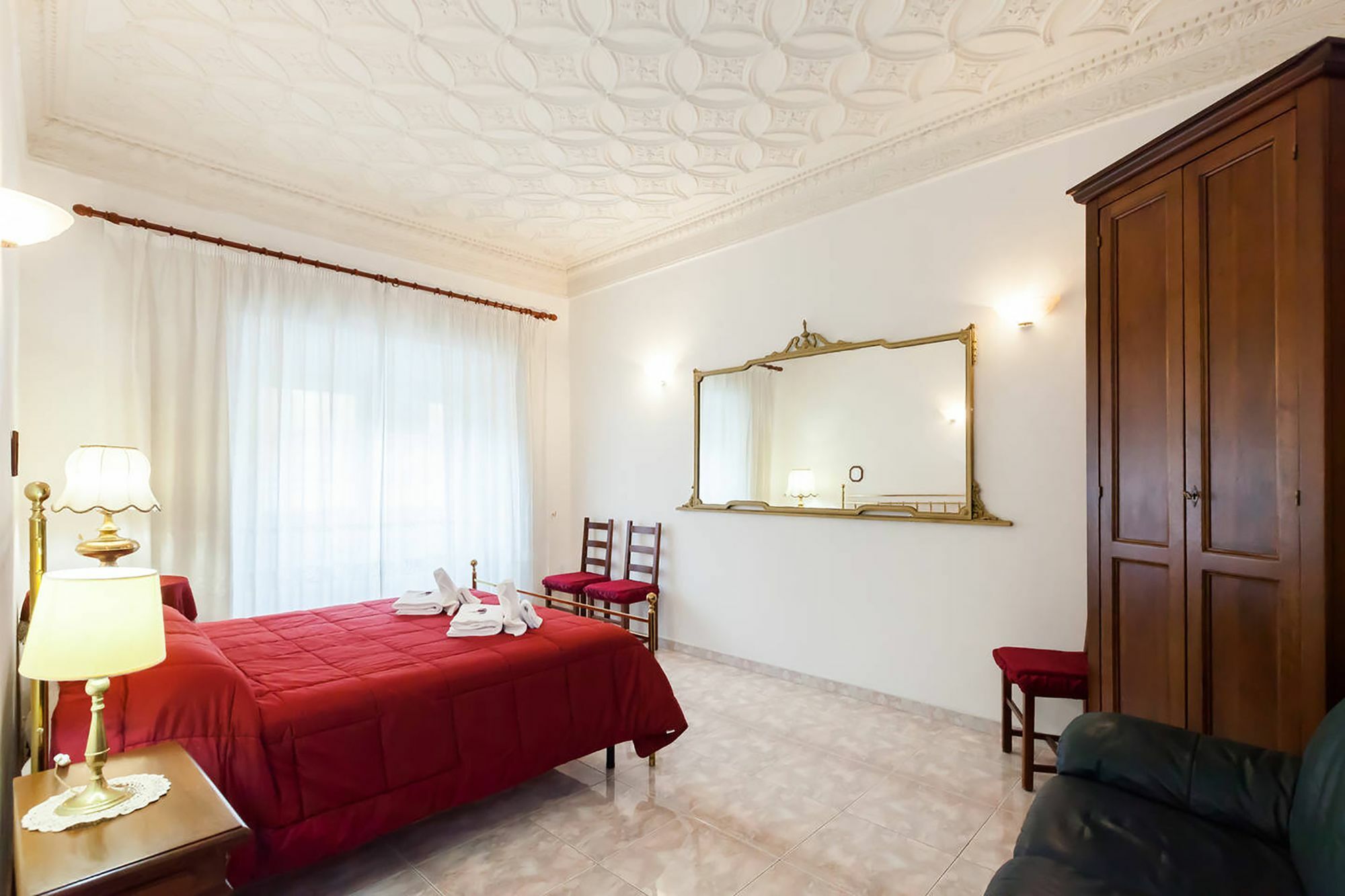 Caterina One O One - Embassy Apartment Рим Екстериор снимка