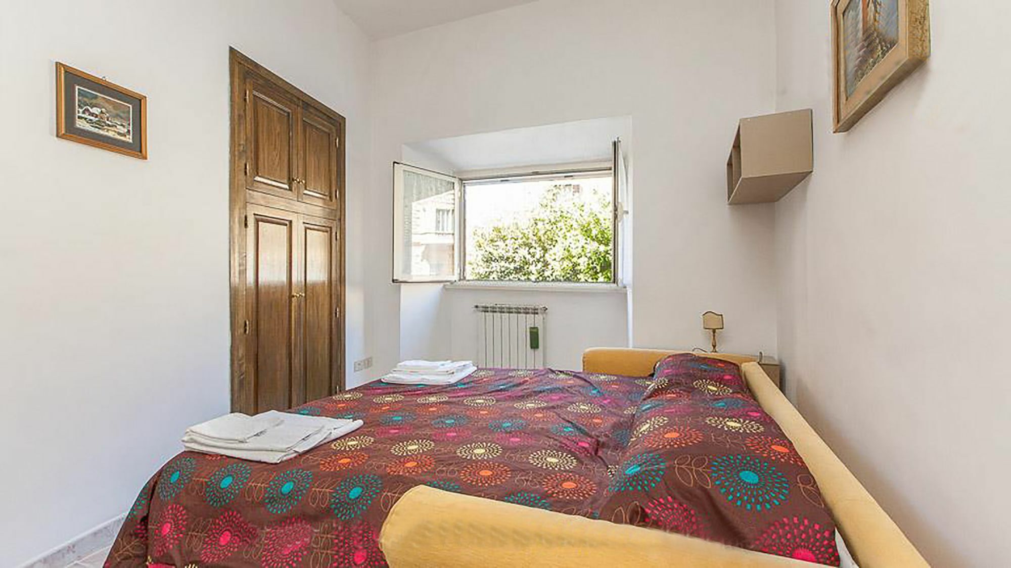 Caterina One O One - Embassy Apartment Рим Екстериор снимка